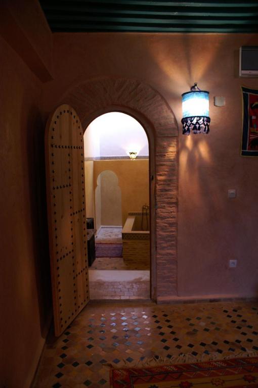 Riad Felloussia Meknès Kamer foto