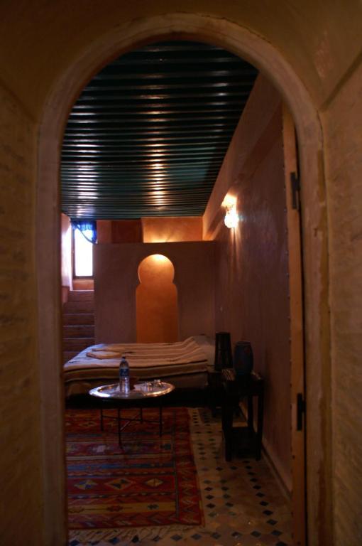 Riad Felloussia Meknès Kamer foto