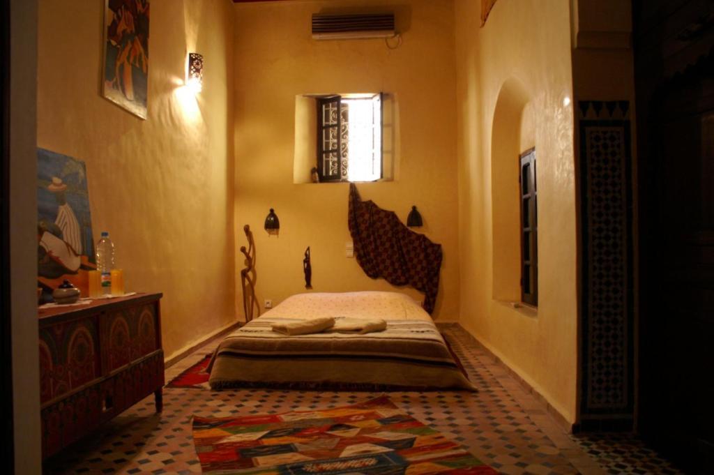 Riad Felloussia Meknès Kamer foto