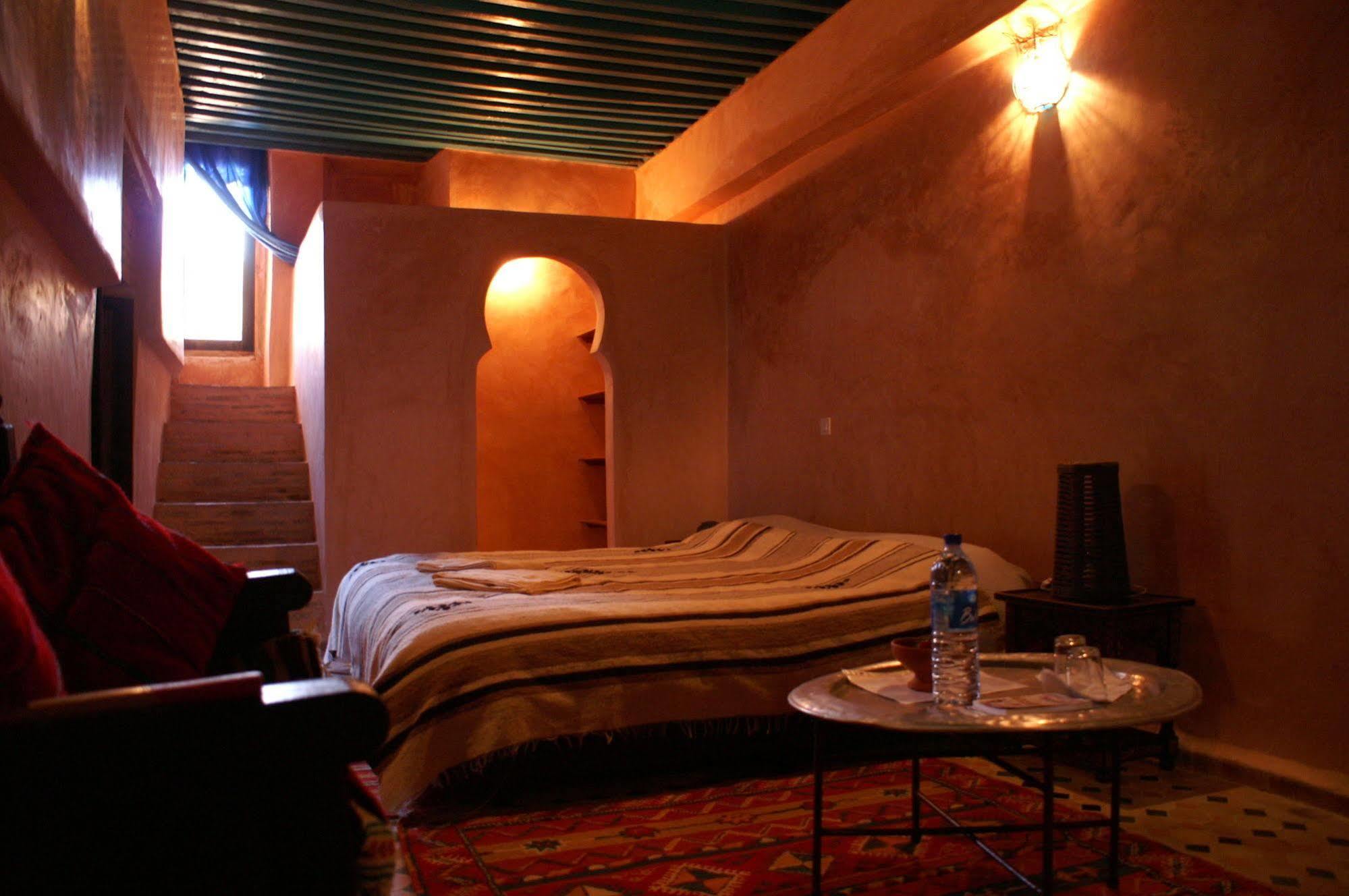 Riad Felloussia Meknès Buitenkant foto